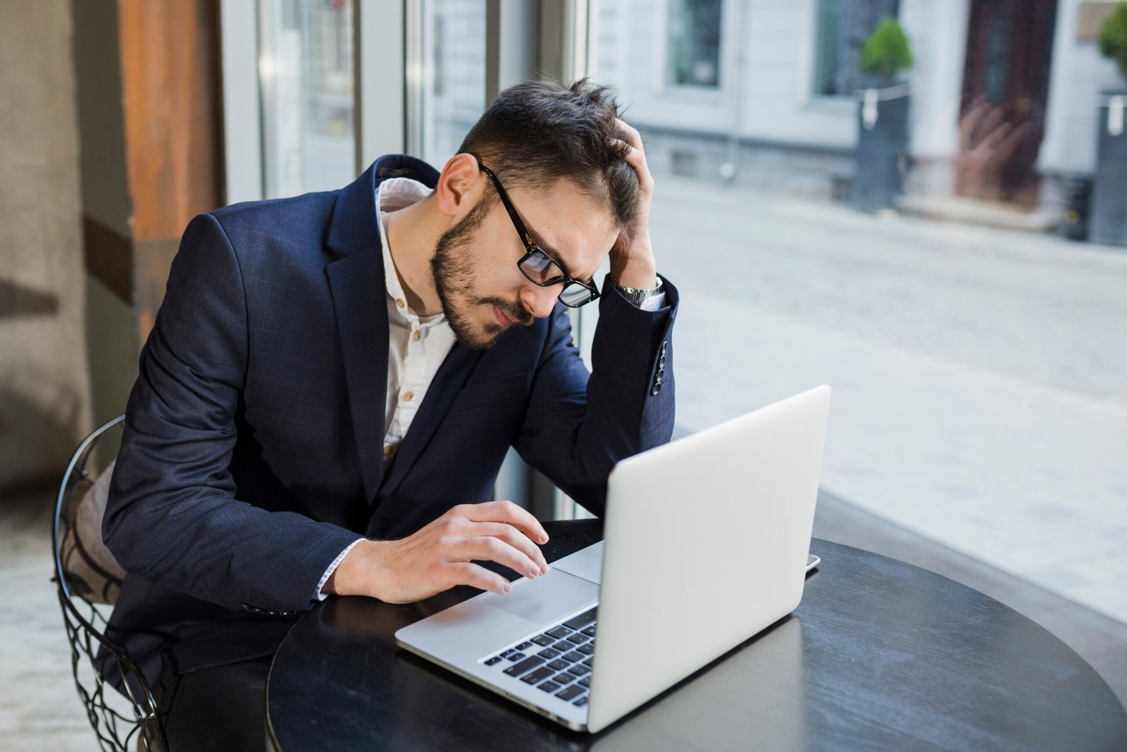 5 Erros Financeiros Comuns que Empreendedores Devem Evitar a Todo Custo