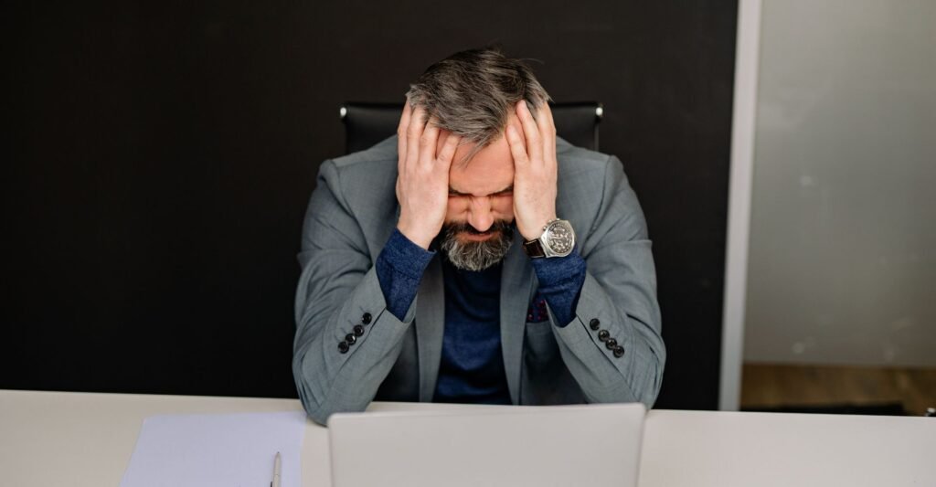 erros de gestão financeira empresarial, erros comuns na gestão financeira, administração financeira o que é, gestão financeira para empresas, ferramentas de gestão financeira